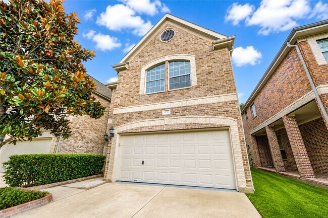 Building Photo - 1231 Sopris Dr