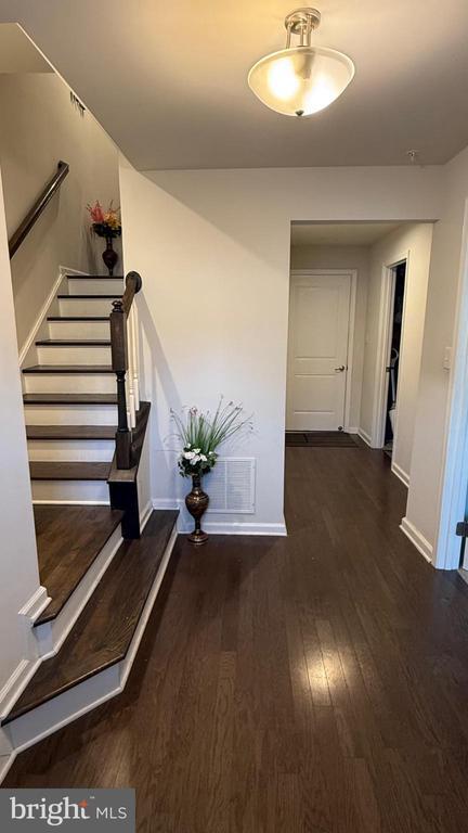 Foto del edificio - 743 Quarry Hill Rd