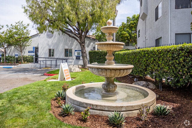 Building Photo - Harbor Cliff Apartments