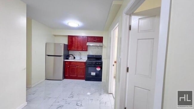 Foto del edificio - 2 bedroom in BROOKLYN NY 11234