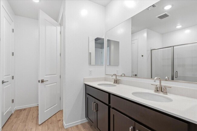 Foto del edificio - 25520 N 75th Ln