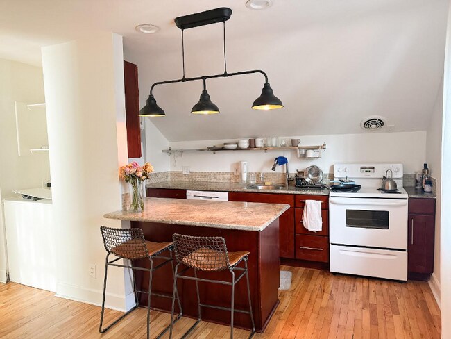 Foto del edificio - 1509 N 10th St