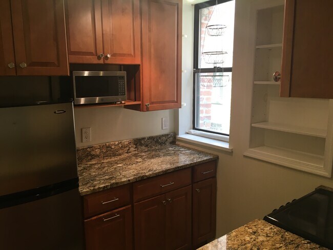 Kitchen 1 - 1495 Newton St NW