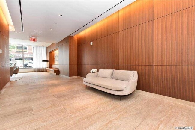 Building Photo - 138-35 39th Ave