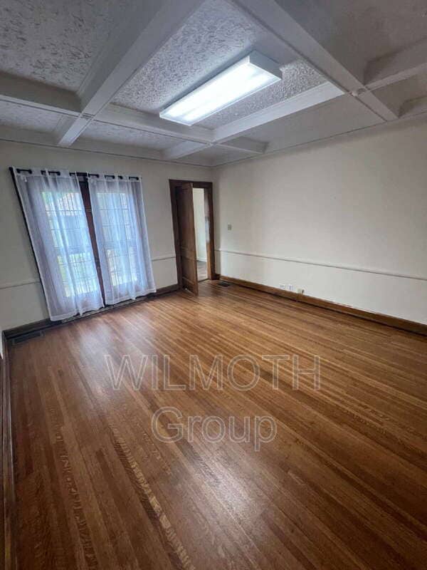 Building Photo - 5226 N College Ave