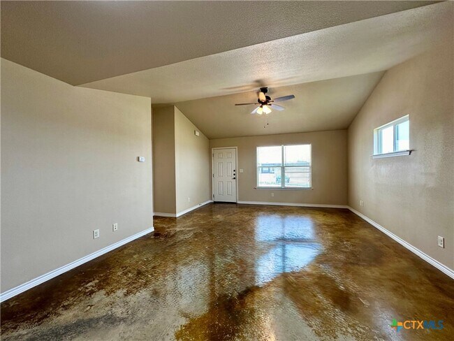 Foto del edificio - 5353 Airport Hwy