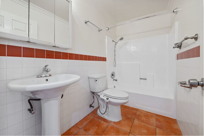 Foto del edificio - 6040-6042 Barton Ave