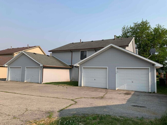 Foto del edificio - 5806 Ryewyck Dr