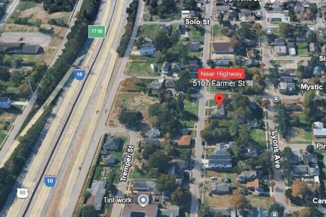 Foto del edificio - 5107 Farmer St