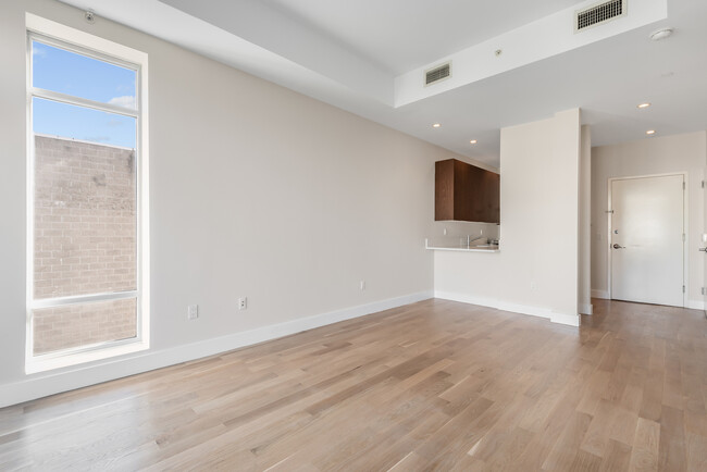 Building Photo - 659 Bergen St