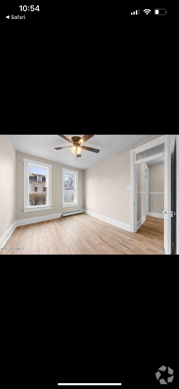 Building Photo - 148 Bloom St
