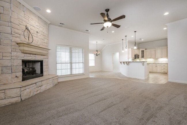 Building Photo - Bushland home for lease