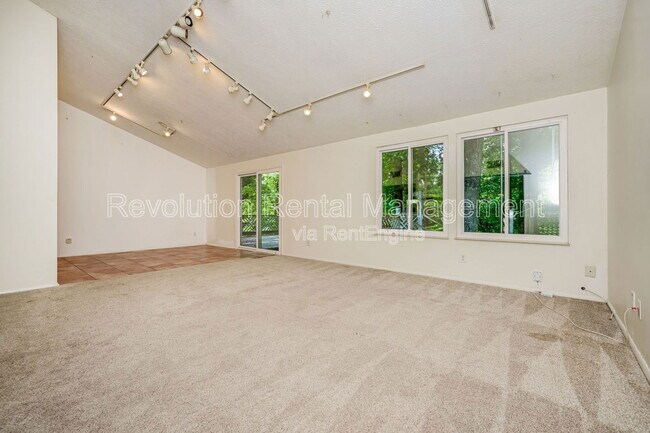 Foto del edificio - 2235 Mill Wood Ct NW