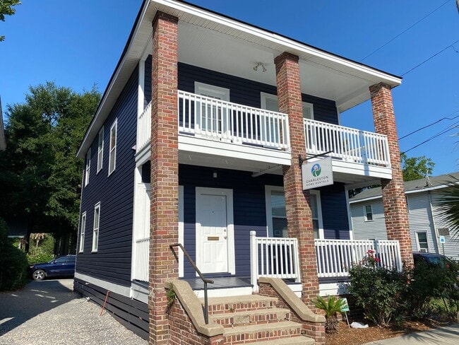 2 Bedroom 1 Bath Apartment - Downtown Charleston - 2 Bedroom 1 Bath Apartment - Downtown Charleston
