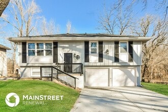 Building Photo - 6632 E 134th St