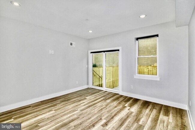 Foto del edificio - Brand New Luxury Apartments