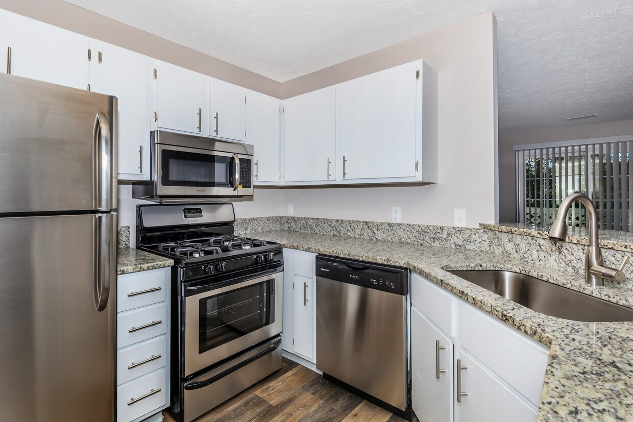 Westfield Apartments Apartments in Westlake, OH