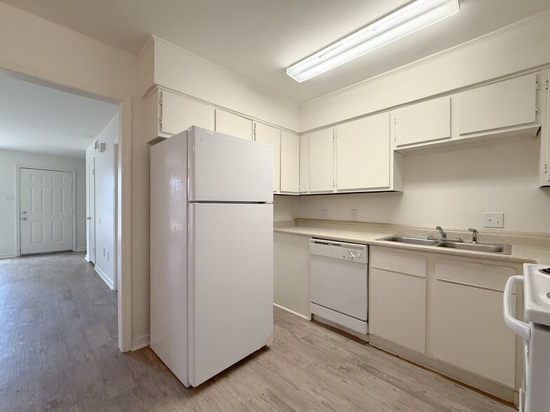 D'Iberville Townhomes - 7540 Chad St Addis, LA 70710 | Apartments.com