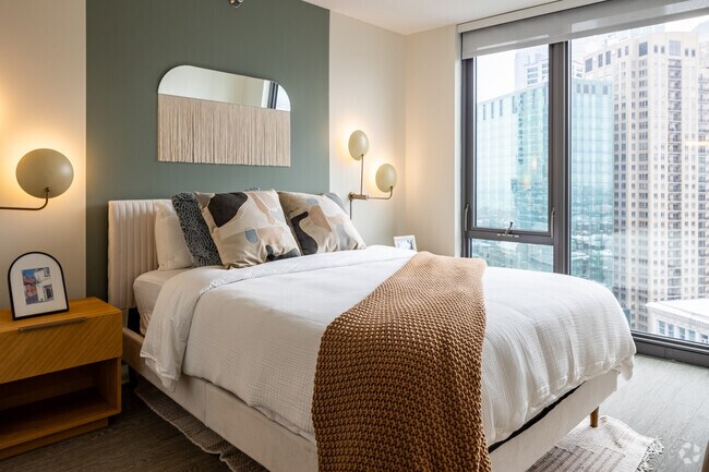 2 habitaciones, 2 baños - 900 pies cuadrados - Dormitorio 1 - 1001 South State