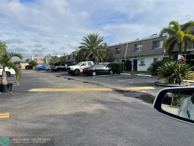 6094 SW 41st St Unit 6094, Davie, FL 33314 Condo for Rent in Davie