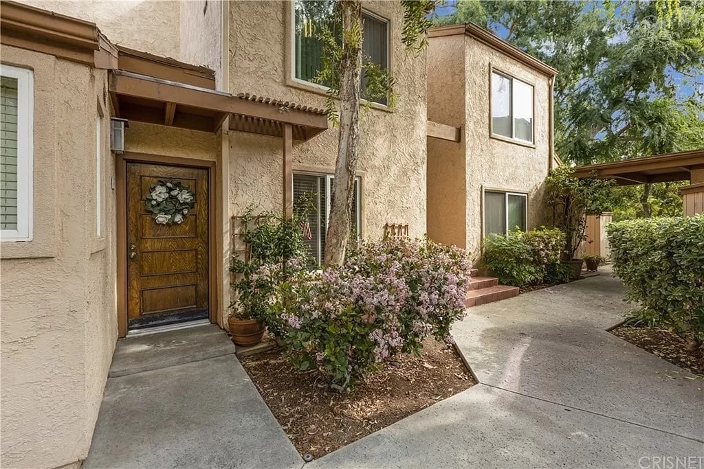 22330 Victory Blvd Unit 504, Woodland Hills, CA 91367 Condo for Rent