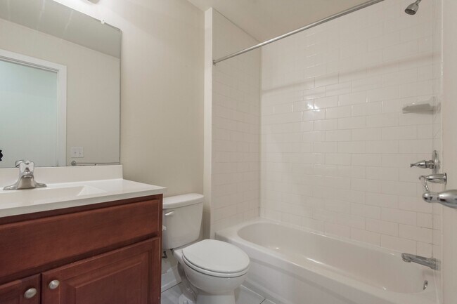 Foto del edificio - 1405 N Sydenham St