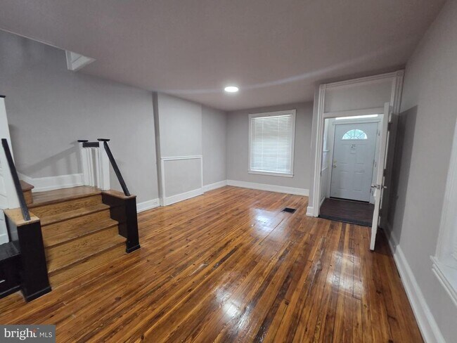 Building Photo - 5109 Knox St