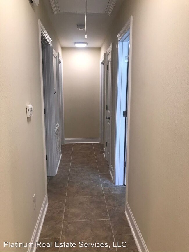 Building Photo - 2 br, 1 bath House - 545 Wiltz Drive