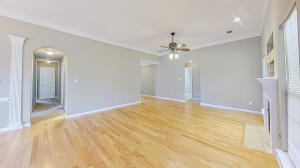 Building Photo - 702 Greenwich Ct