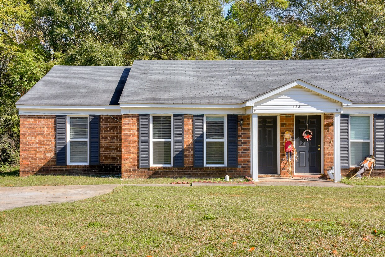 Primary Photo - 433 Evans Mill Dr