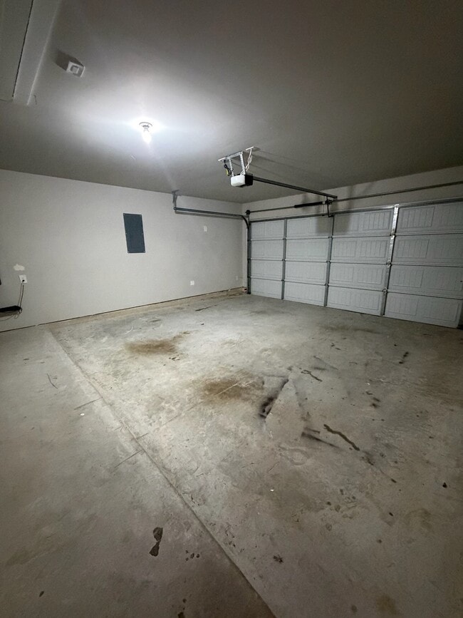 Building Photo - 29422 Pikes Peak Dr