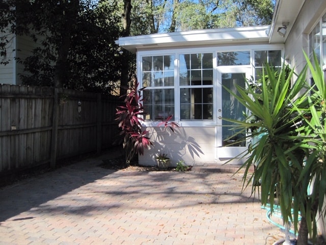 patio trasero/cuarto de verano - 612 Stetson St