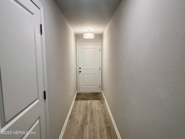 Building Photo - 845 Hartshill Pl