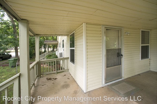 Foto del edificio - 3505 Bradley St SW