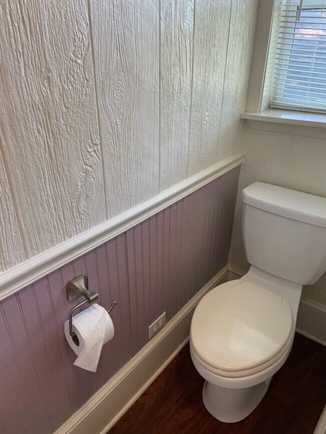 Building Photo - Great Studio Apartment in Highland - All b...