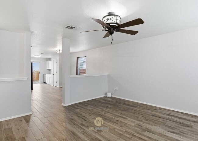 Foto del edificio - 9219 Dublin Heights