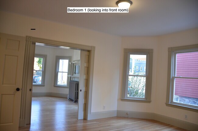 Bedroom 1 - 14 Waldo St