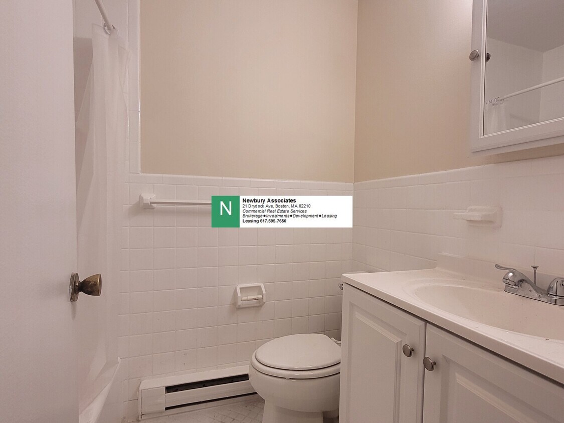 Foto del edificio - 94-96 Tyler St. Unit 8P8