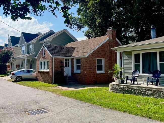 Foto del edificio - 314 25th Half St