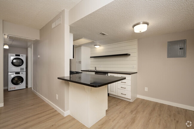 1HAB, 1BA - 598 ft² - The Chelsea