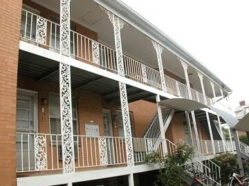 Primary Photo - 1472 Neil Ave