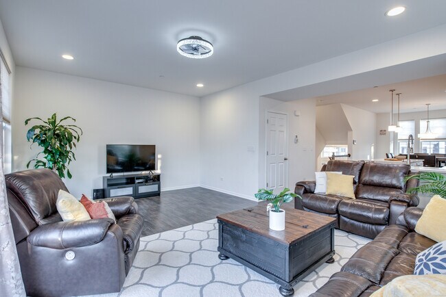 Foto del edificio - 4477 Monroe Ct