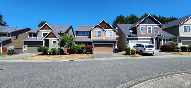 Building Photo - 2501 192nd Pl SE