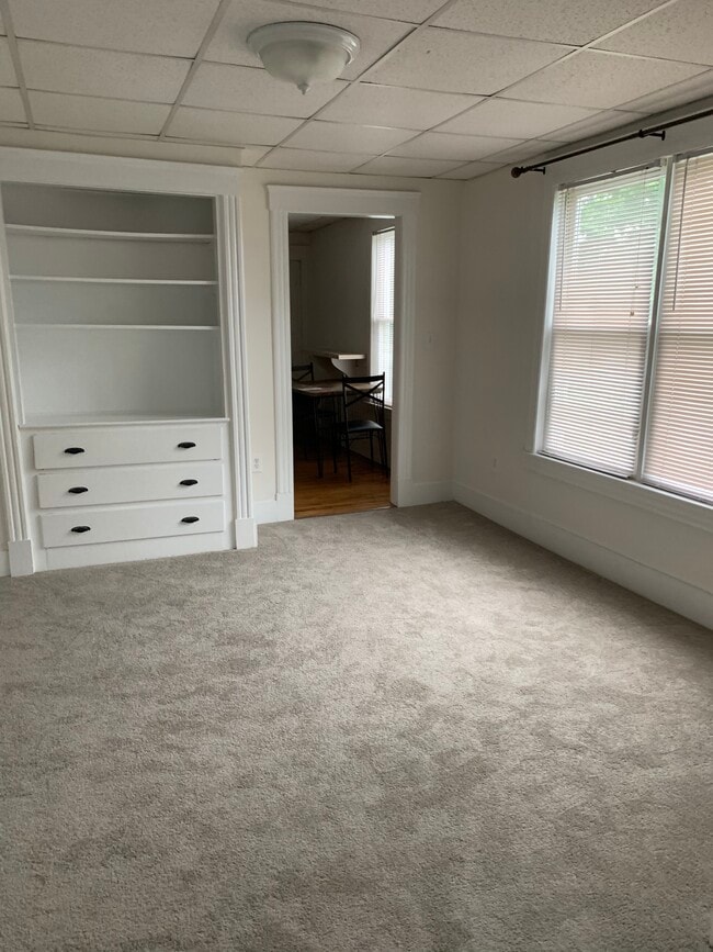 Dining room - 24 Elm St