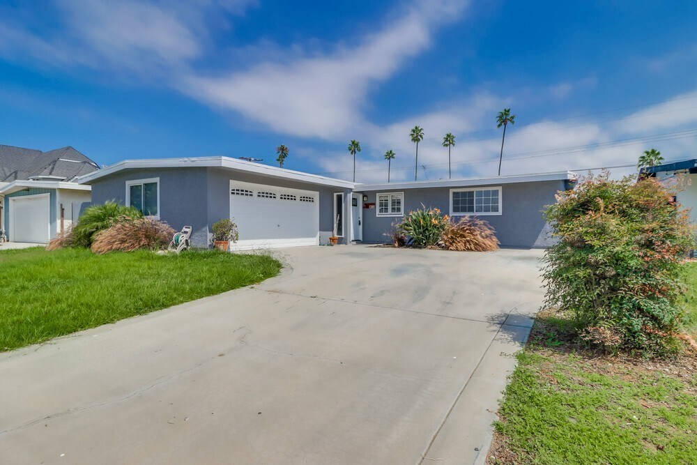 Primary Photo - 1381 Louden Ln