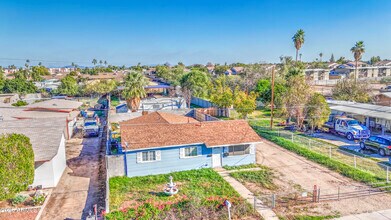 Building Photo - 10345 N 90th Ave