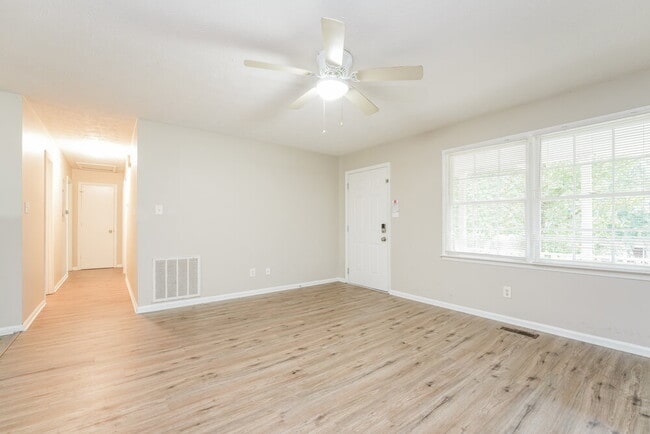 Building Photo - 2511 Nugget Dr SW