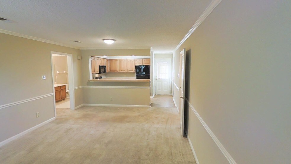 MONTICELLO APTS