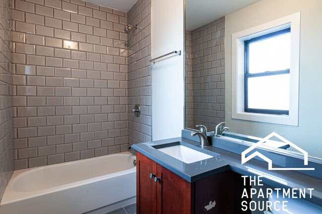 Foto del edificio - 560 W Arlington Pl