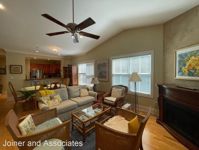 Foto del edificio - 3 br, 2 bath House - 125 Wood Lake PL #309